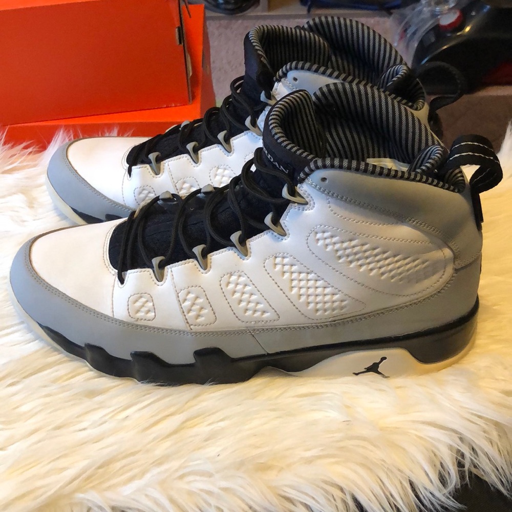 Jordan Retro 9 “Baron”